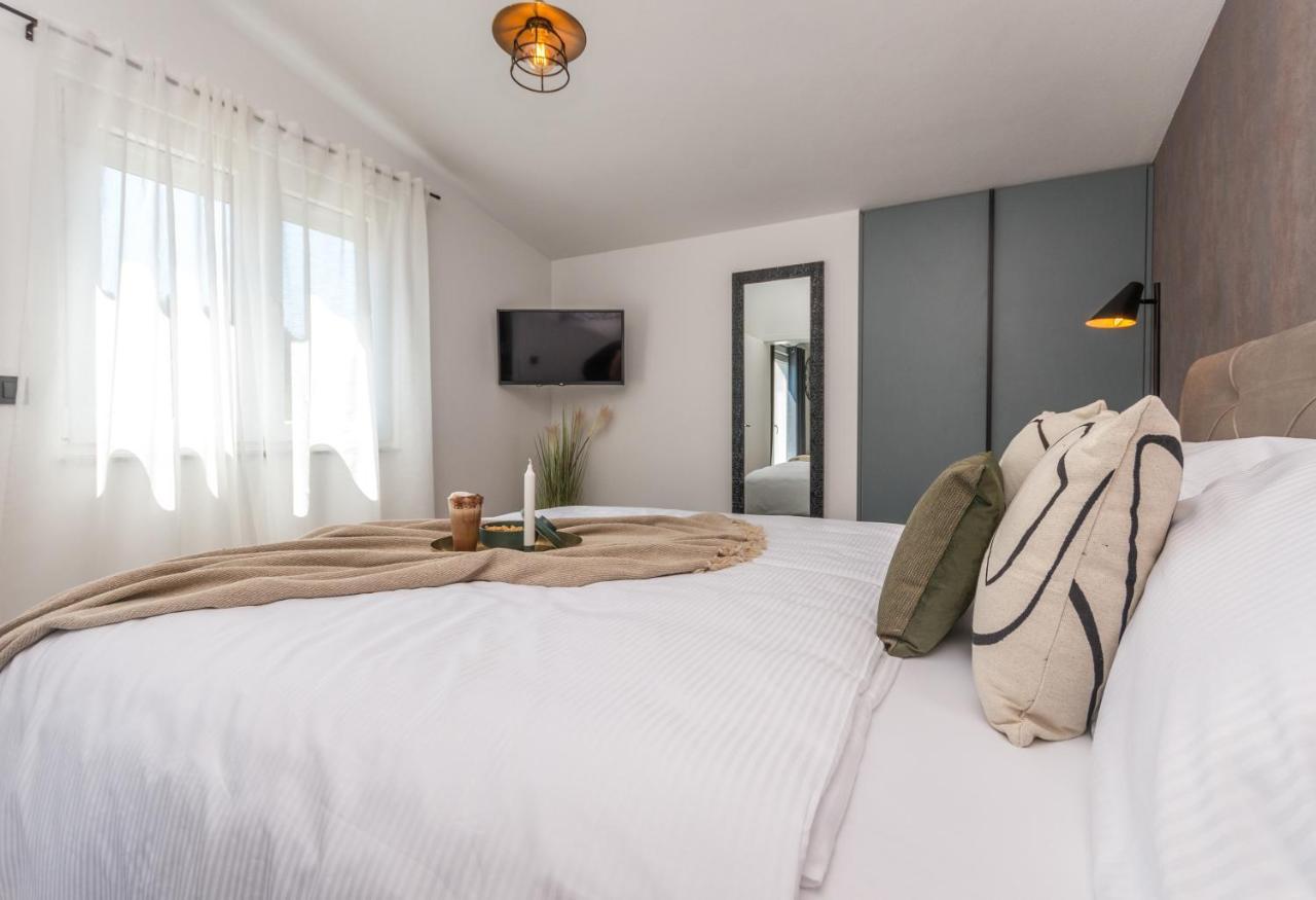 Marilu Luxury Apartments Drage Exterior photo